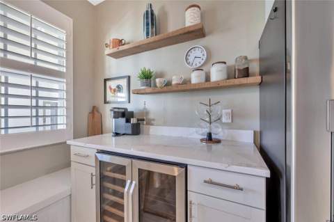 4833 Hampshire Ct 302, Naples FL - photo 8 of 38