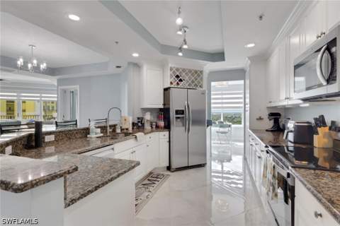 2743 1st St 2106, Fort Myers FL - photo 14 of 33