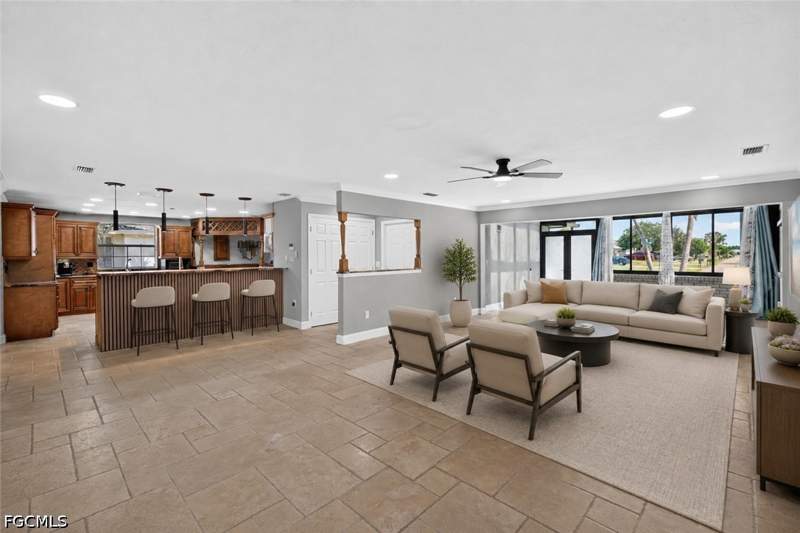 3 bedroom SingleFamilyResidence at 1229 SW 21st Ter, Cape Coral, Cape Coral — photo 4