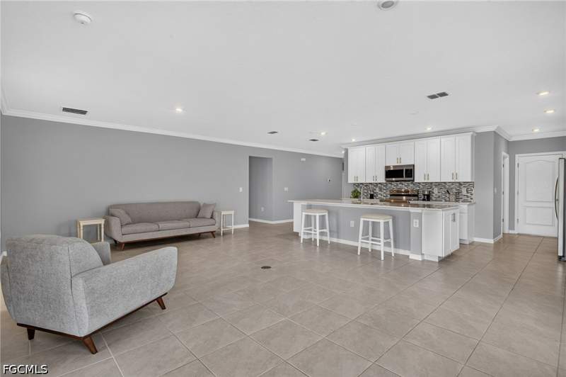 3 bedroom SingleFamilyResidence at 8959 Cascade Price Cir, Brightwater, North Fort Myers — photo 5