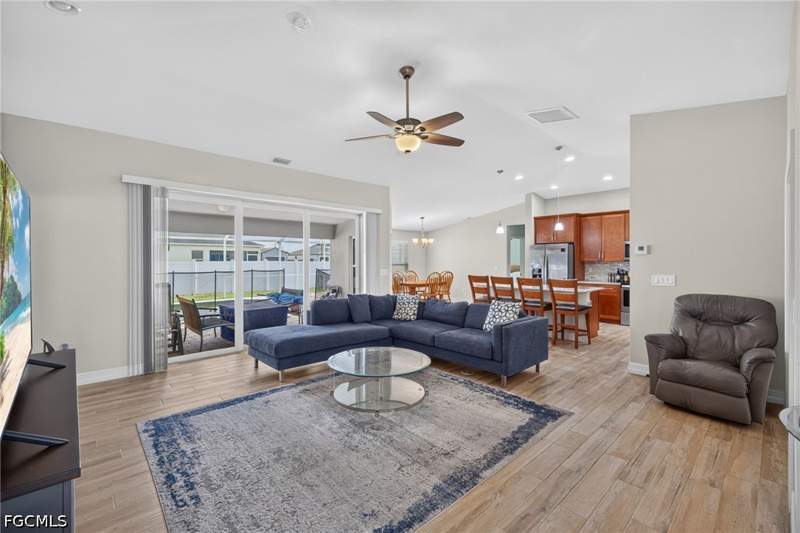 3 bedroom SingleFamilyResidence at 2115 SW 30th Ter, Cape Coral, Cape Coral — photo 5