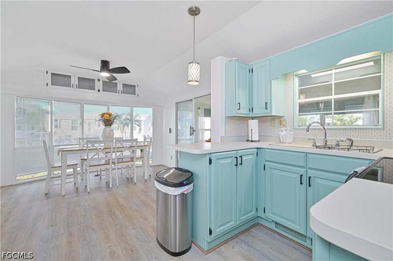 1 bedroom ManufacturedHome at 4751 Liberty Ln W, Riverwoods Plantation, Estero — photo 1