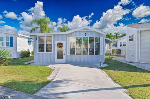 4751 Liberty Ln W, Estero FL - photo 18 of 25