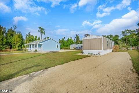 8111 Breeze Dr, North Fort Myers FL - photo 21 of 23