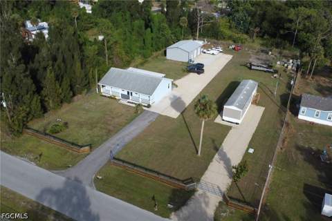 8111 Breeze Dr, North Fort Myers FL - photo 23 of 23