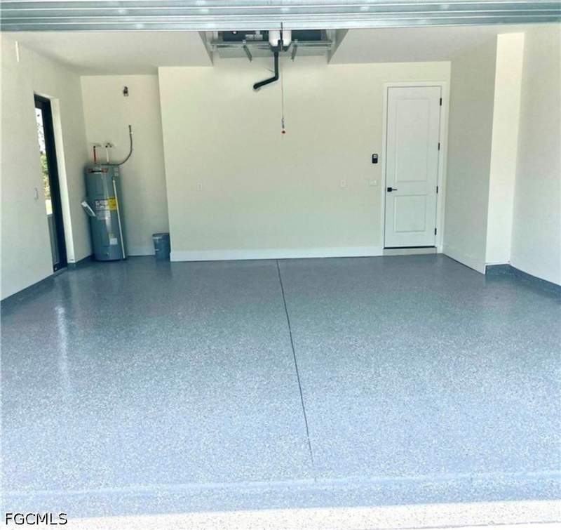 4 bedroom SingleFamilyResidence at 187 Victoria Ave S, Lehigh Acres, Lehigh Acres — photo 4