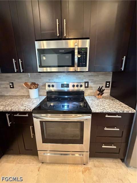 921 SW 5th Ter, Cape Coral FL - photo 16 of 48