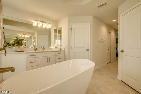 2104 SW 28th Ln, Cape Coral FL - photo 22 of 46