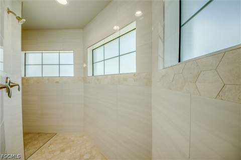 2104 SW 28th Ln, Cape Coral FL - photo 23 of 46