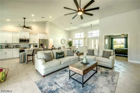 2104 SW 28th Ln, Cape Coral FL - photo 6 of 46