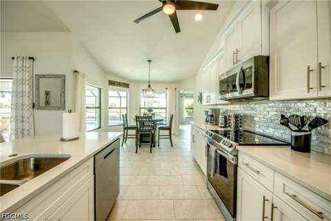 2104 SW 28th Ln, Cape Coral FL - photo 9 of 46