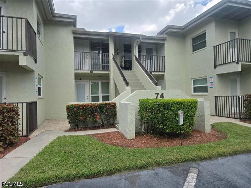 2 bedroom Condominium at 7400 College Pkwy 74D, Hidden Gardens, Fort Myers — photo 1