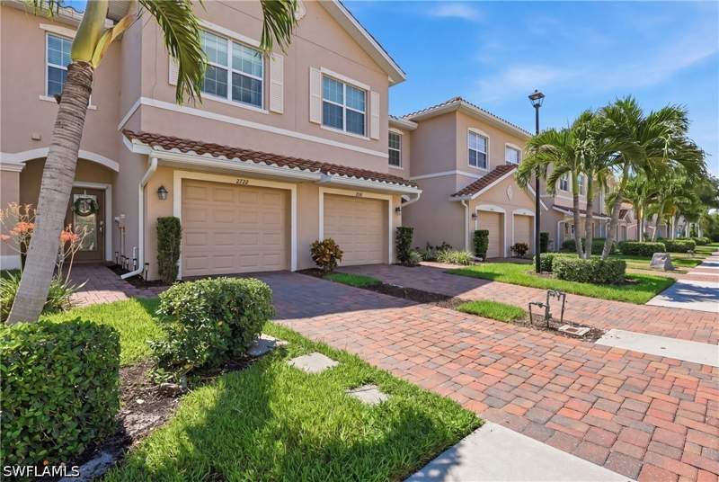 3 bedroom Townhouse at 2722 Citrus St, Orange Blossom Ranch, Naples — photo 3