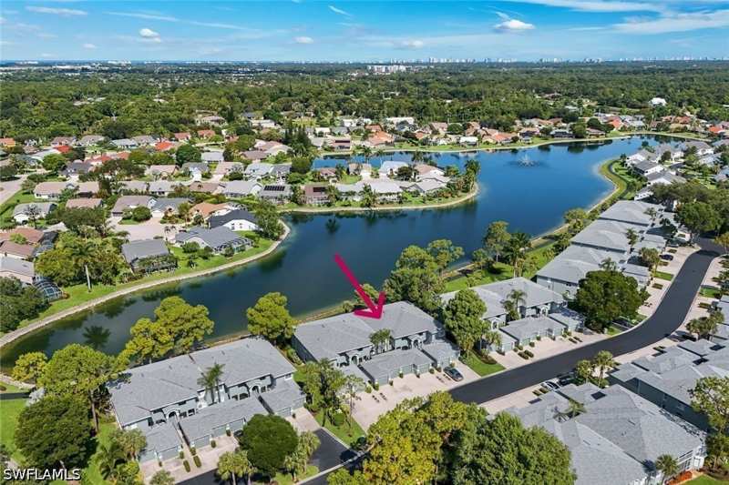 2 bedroom Condominium at 810 New Waterford Dr 203, New Waterford, Naples — photo 1