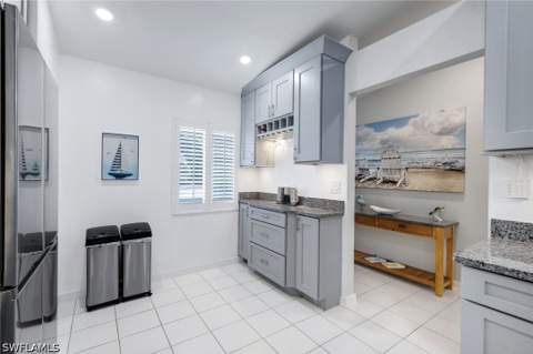 810 New Waterford Dr 203, Naples FL - photo 9 of 24