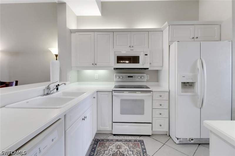 2 bedroom Condominium at 401 Bayfront Pl 3502, Bayfront, Naples — photo 4