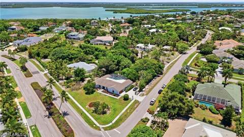 799 S Barfield Dr, Marco Island FL - photo 7 of 50