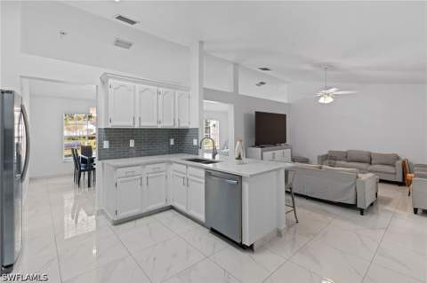 7780 Scarlet Ct, Naples FL - photo 10 of 33