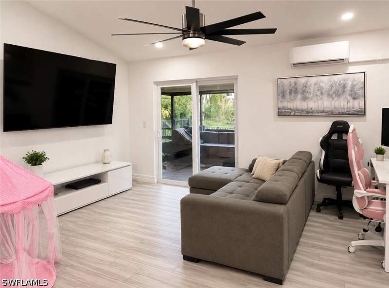 3 bedroom SingleFamilyResidence at 2942 40th Ave SE, Golden Gate Estates, Naples — photo 2
