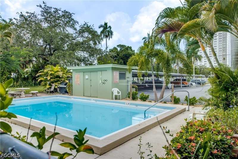 2 bedroom Condominium at 2544 1st St 107, Edison Apartments Condo, Fort Myers — photo 1