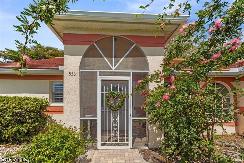 3 bedroom SingleFamilyResidence at 930 Moon Lake Dr, Moon Lake, Naples — photo 2
