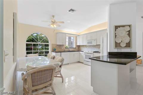 930 Moon Lake Dr, Naples FL - photo 7 of 31