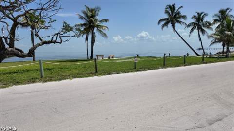 16970 Fishermans Cv, Bokeelia FL - photo 14 of 27