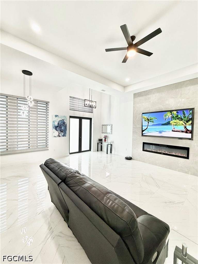 3 bedroom SingleFamilyResidence at 424 SW 26th Ave, Cape Coral, Cape Coral — photo 5