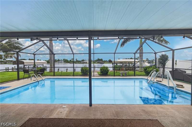 3 bedroom SingleFamilyResidence at 13402 Marquette Blvd, Fort Myers Shores, Fort Myers — photo 2