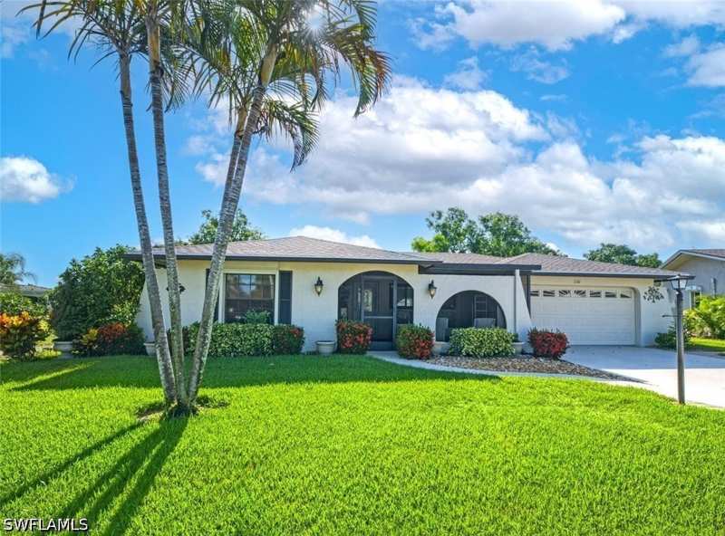 2 bedroom SingleFamilyResidence at 120 Fleur De Lis Ln, Riviera Golf Estates, Naples — photo 1