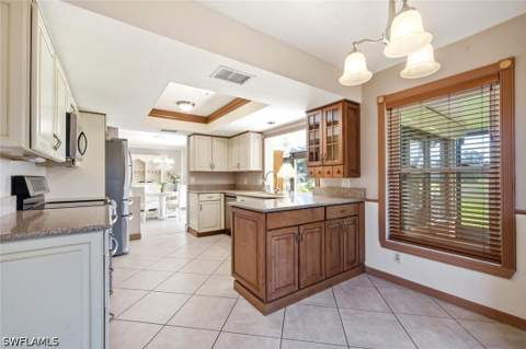 120 Fleur De Lis Ln, Naples FL - photo 13 of 35