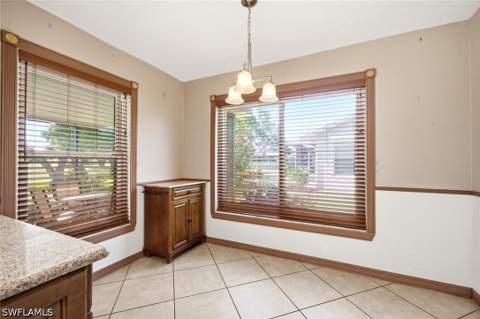 120 Fleur De Lis Ln, Naples FL - photo 14 of 35