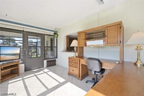120 Fleur De Lis Ln, Naples FL - photo 24 of 35