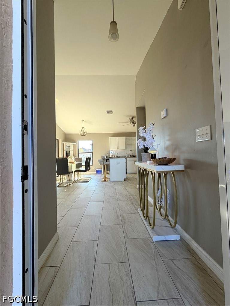 3 bedroom SingleFamilyResidence at 100 NW 13th Pl, Cape Coral, Cape Coral — photo 4