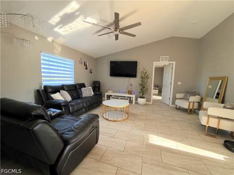 100 NW 13th Pl, Cape Coral FL - photo 6 of 28