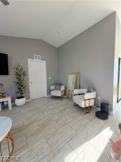 100 NW 13th Pl, Cape Coral FL - photo 9 of 28