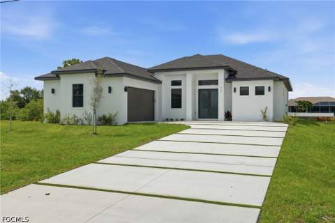 227 NE 15th St, Cape Coral FL - photo 6 of 41