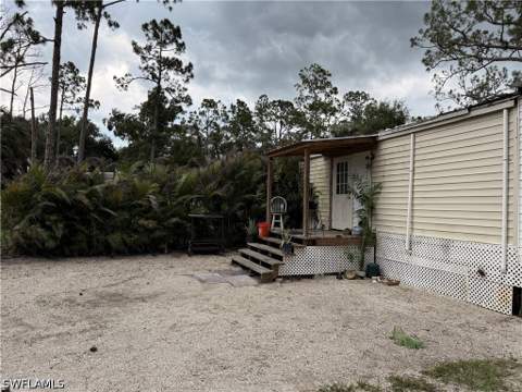 8219 Bartholomew Dr, North Fort Myers FL - photo 15 of 22