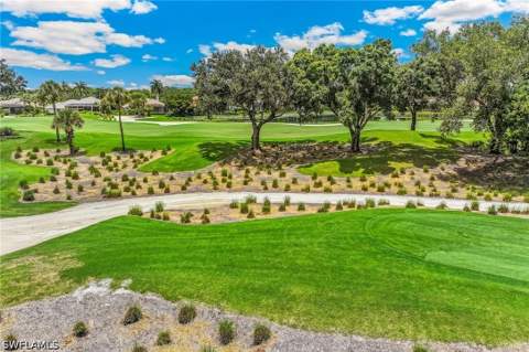 4395 Dover Ct 303, Naples FL - photo 10 of 39
