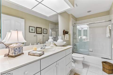 4395 Dover Ct 303, Naples FL - photo 18 of 39