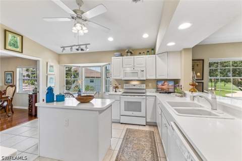4395 Dover Ct 303, Naples FL - photo 6 of 39