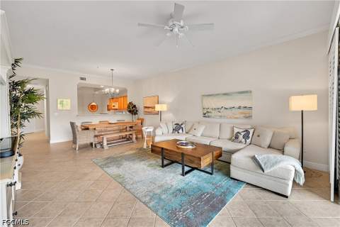 4700 Yacht Harbor Dr 612, Naples FL - photo 11 of 48