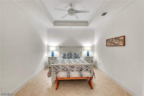 4700 Yacht Harbor Dr 612, Naples FL - photo 13 of 48