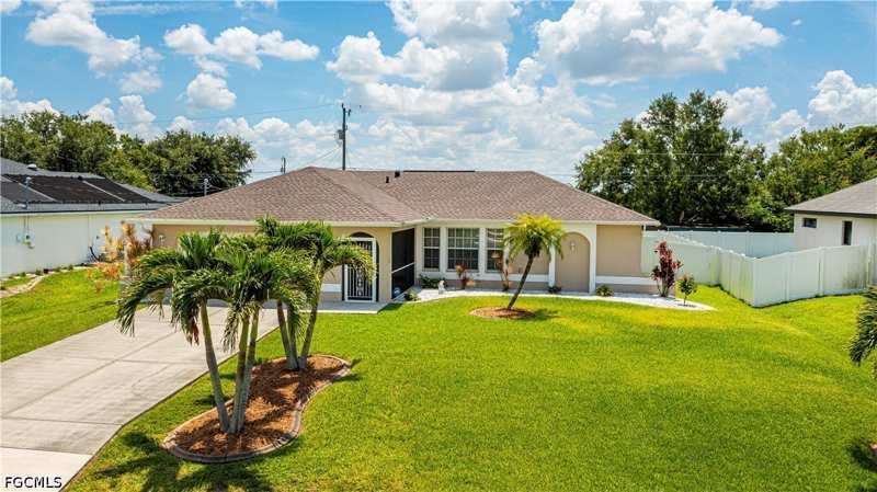 3 bedroom SingleFamilyResidence at 2125 NE 10th Ave, Cape Coral, Cape Coral — photo 1
