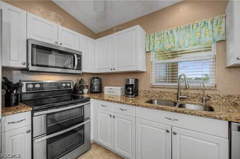 2125 NE 10th Ave, Cape Coral FL - photo 10 of 23