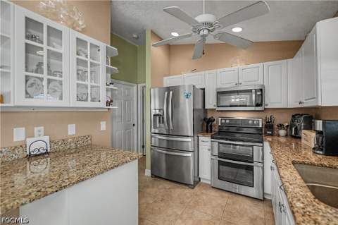 2125 NE 10th Ave, Cape Coral FL - photo 9 of 23