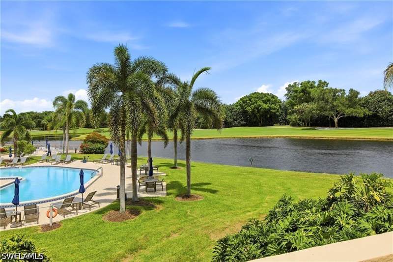 2 bedroom Condominium at 6300 Pelican Bay Blvd 103, Hyde Park, Naples — photo 3