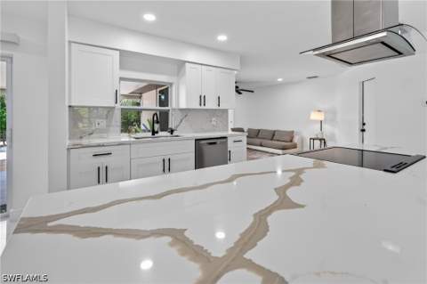 6055 Macbeth Ln, Fort Myers FL - photo 11 of 43