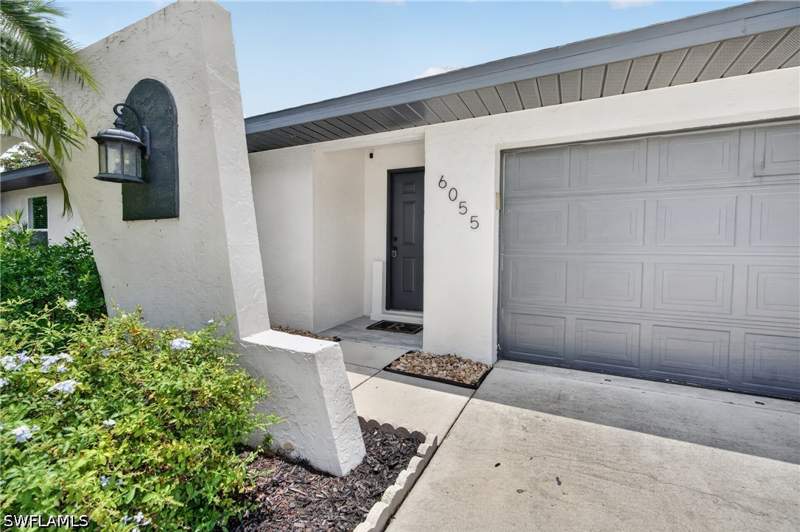 3 bedroom SingleFamilyResidence at 6055 Macbeth Ln, Island Park Woodlands, Fort Myers — photo 4