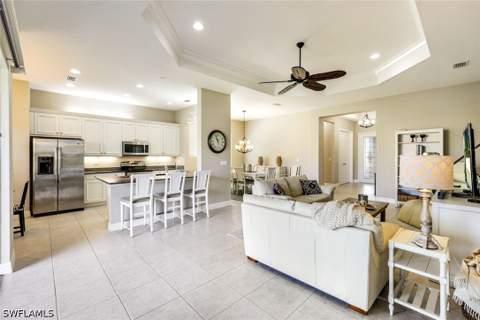 3224 Pacific Dr, Naples FL - photo 7 of 49